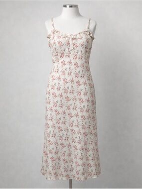 Chic Floral Midi Dress with Spaghetti Straps